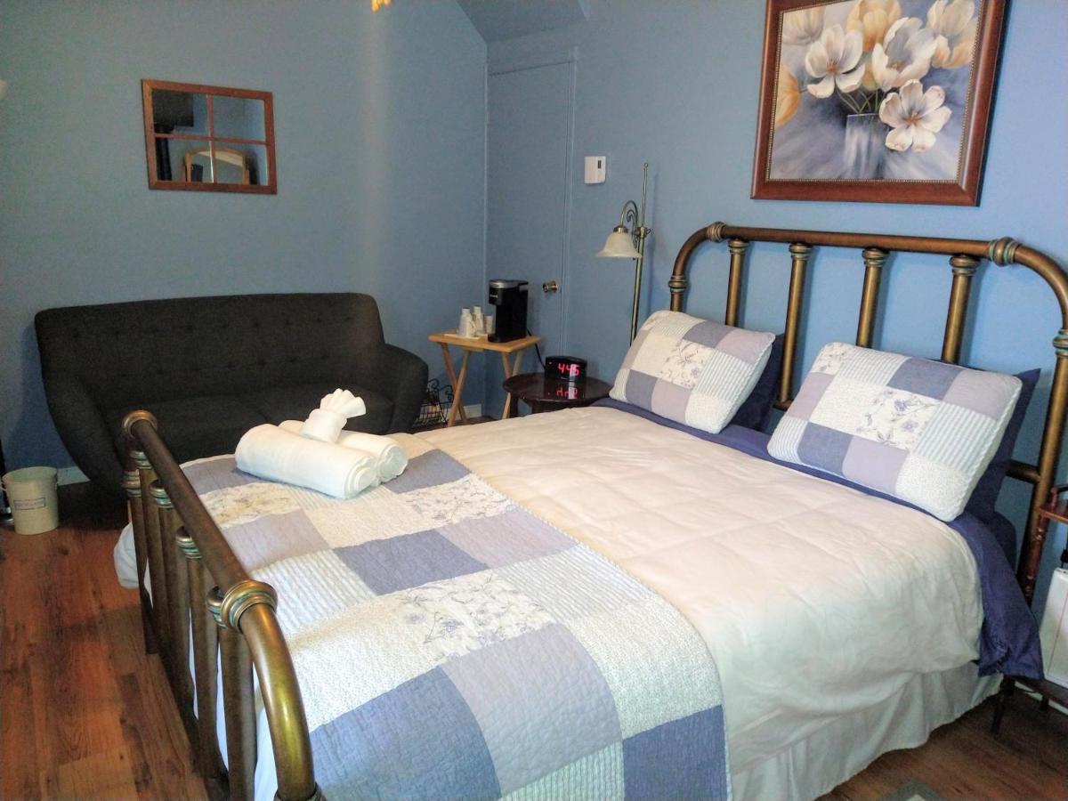 Au Coeur De Magog Bed and Breakfast Εξωτερικό φωτογραφία